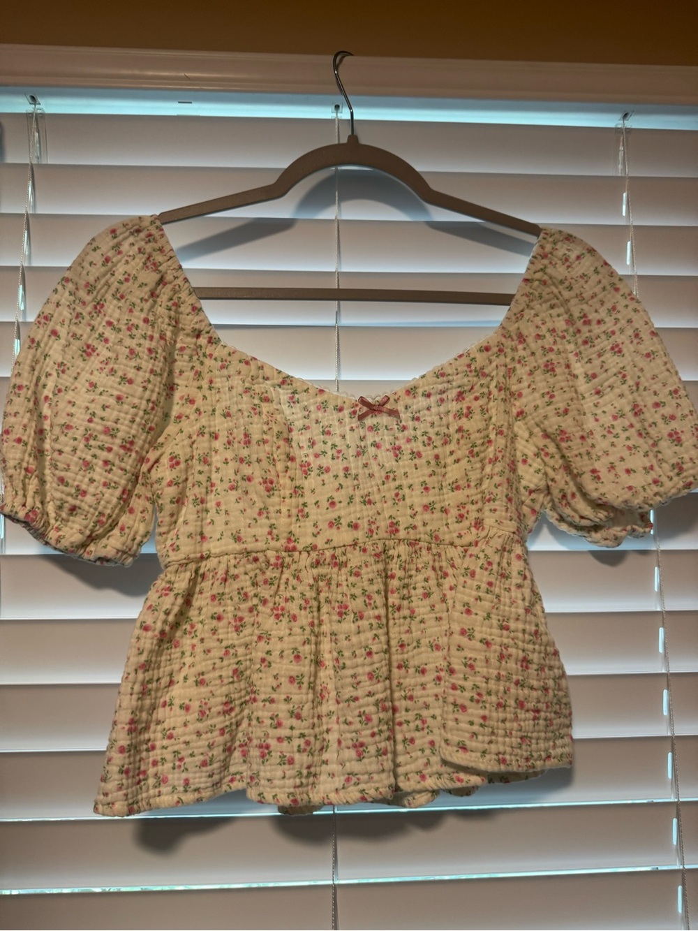 Altar'd State Cream Floral Puff-Sleeve Peplum Blouse
